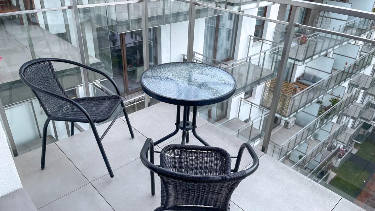 Comfortable 1-Room Apartment Close To The Center Varsavia Esterno foto
