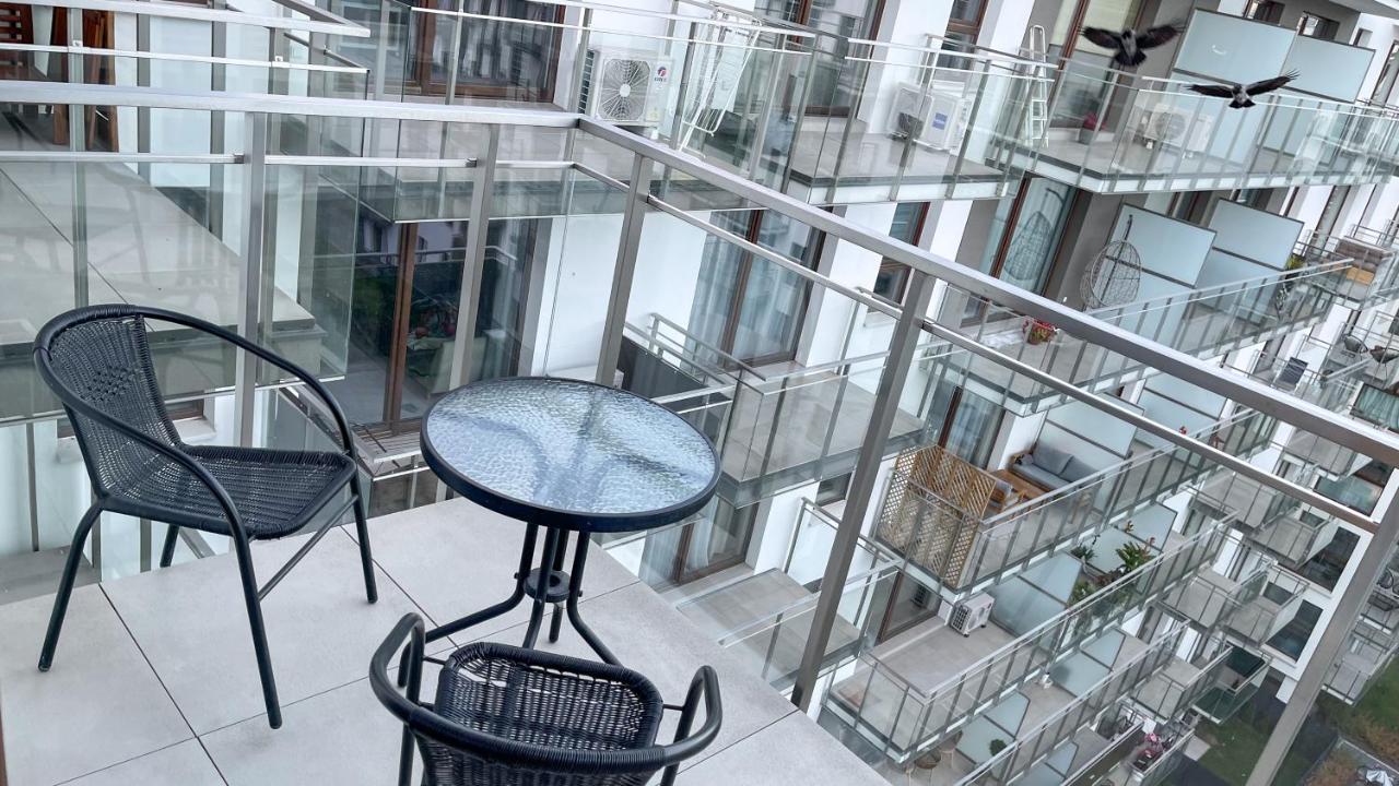 Comfortable 1-Room Apartment Close To The Center Varsavia Esterno foto