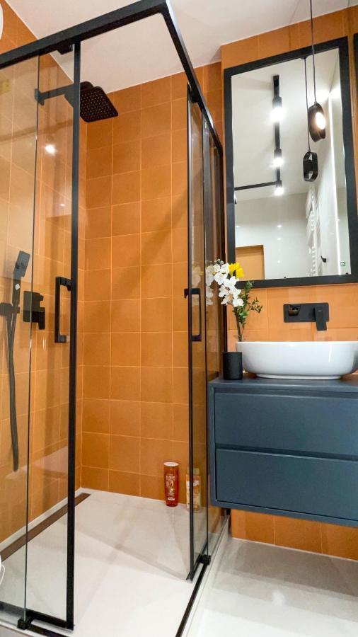 Comfortable 1-Room Apartment Close To The Center Varsavia Esterno foto